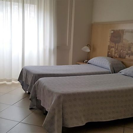 Hotel Centro Imperia Εξωτερικό φωτογραφία