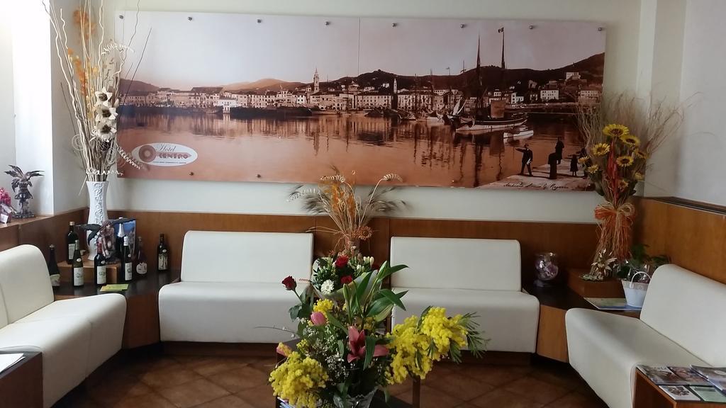 Hotel Centro Imperia Εξωτερικό φωτογραφία