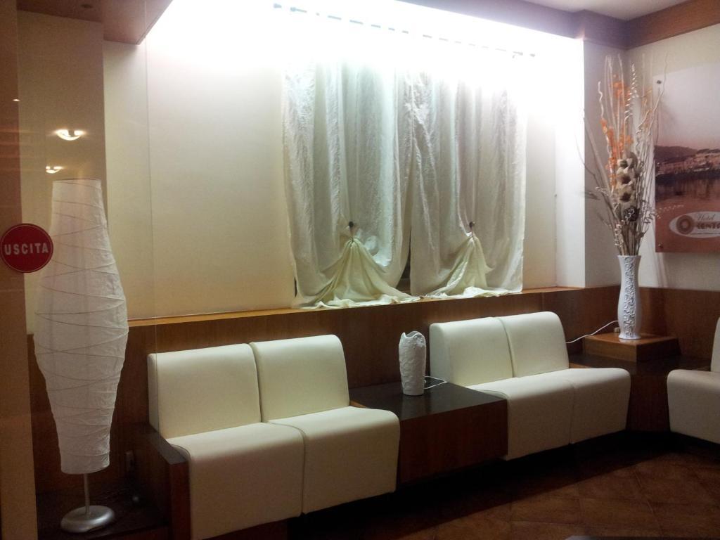 Hotel Centro Imperia Εξωτερικό φωτογραφία