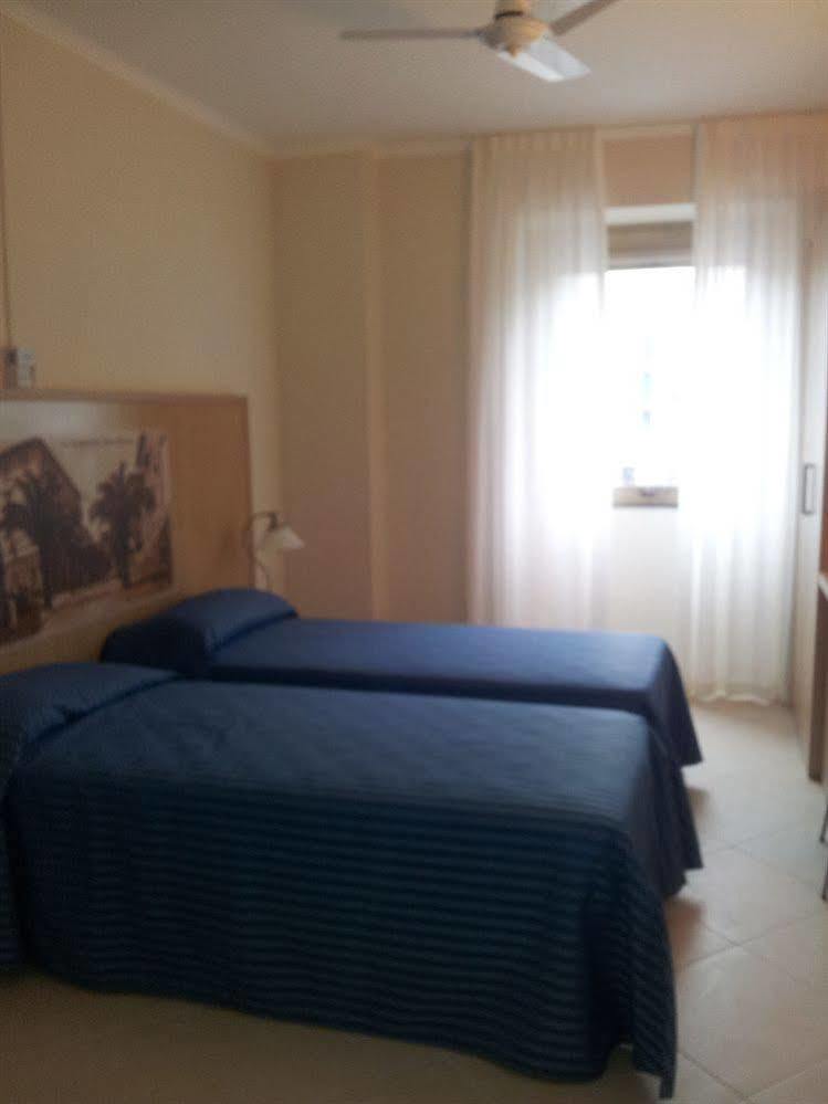 Hotel Centro Imperia Εξωτερικό φωτογραφία